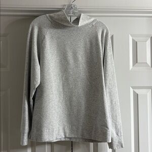 GAP Split Hem Funnel Neck Sweatshirt/Top. Light Heather Gray. Fleece Lined. M.